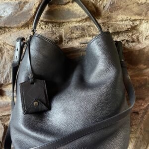 Burberry negro piel granulada